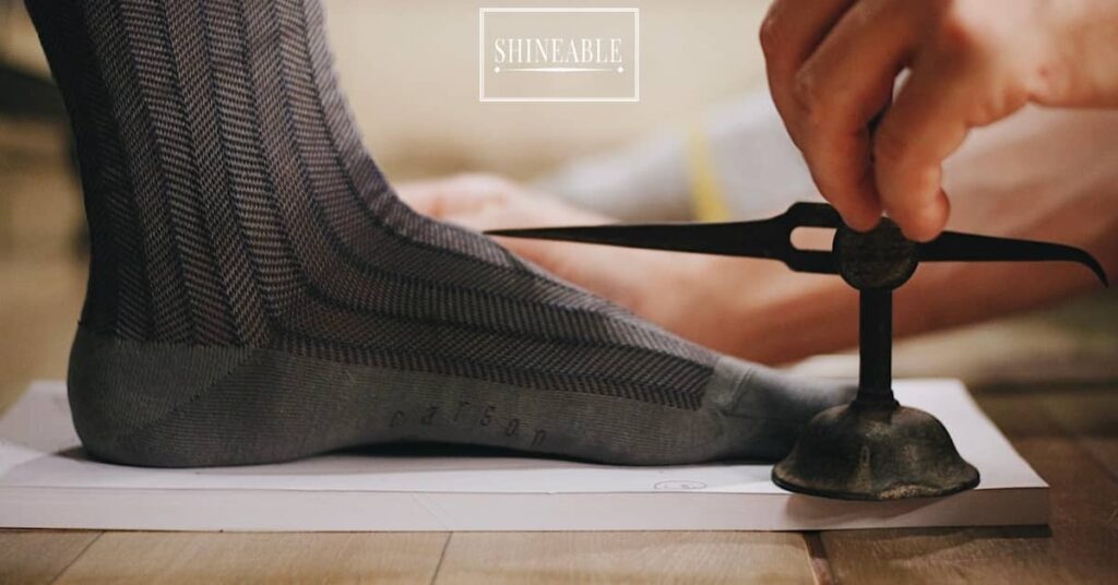 วัดเท้าแบบละเอียดโดย Bespoke Shoemaker แบรนด์ไทย Don’s Footwear